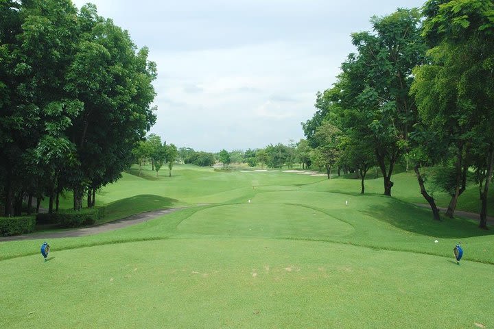 Golf in Bangkok at Alpine Golf and Sports Club  image