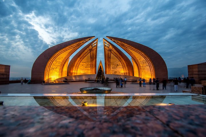 Islamabad: Guided Top 5 Wonders Exploration Tour image