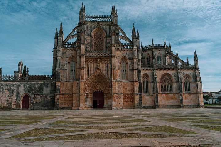 Batalha Alcobaca Nazaré Óbidos Private Tour Full Day With Local From Coimbra image