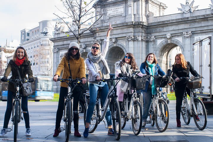 Sightseeing Electric Bike Tour in Madrid image