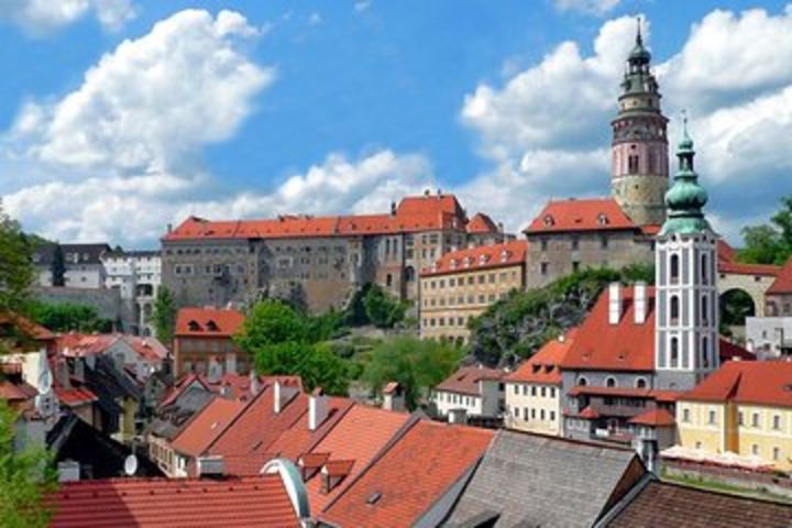 Private Transfer from Prague to Passau with stopover in Cesky Krumlov image