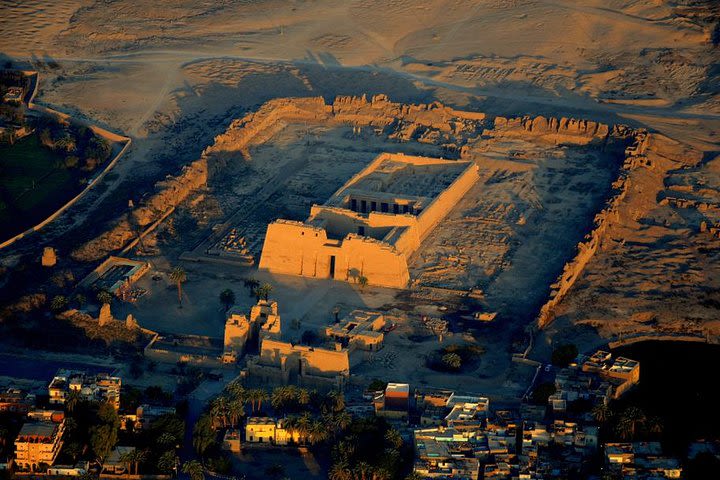 Medinet Habu Temple Private 4 Hours Tour image