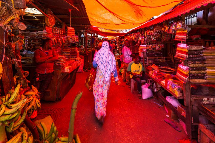 Evening Guided Tour With Local Food (Test of Zanzibar) image