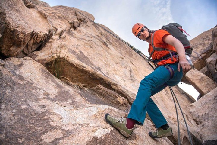 Rappelling Adventure in Joshua Tree National Park (4 Hours) image