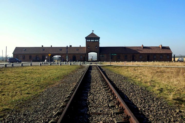 Krakow: Auschwitz-Birkenau Memorial Skip-the-Line Tour image