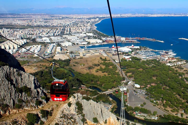 Cable Car, Boat Trip & Waterfalls Full-Day Tour image