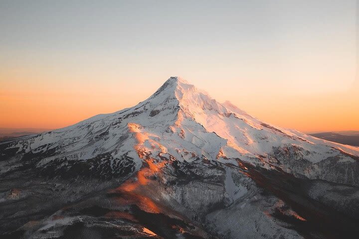 1-Hour Private Air Tour of Mount Hood and Columbia Gorge image