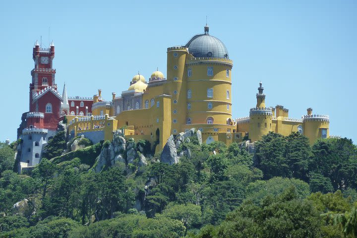 Private Tour Lisbon and Sintra image