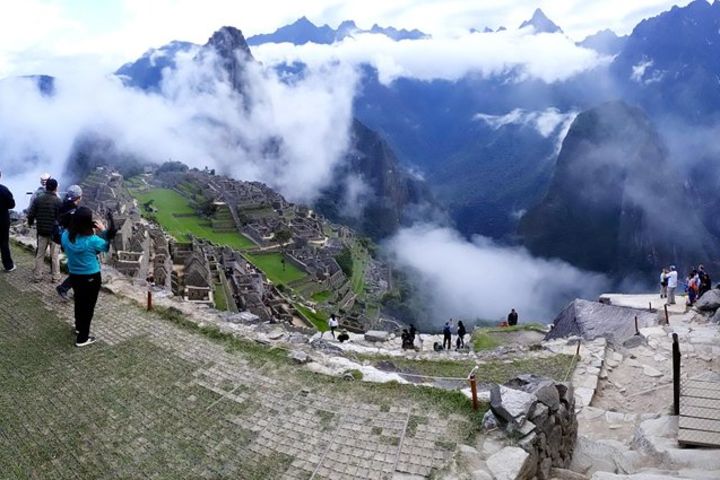 Salkantay Trek to Machu Picchu - 4 days - Glamping Service image