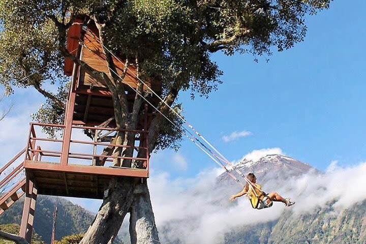 Tree House - End of the World Swing - 100 m Canopy Hand of Pachamama image