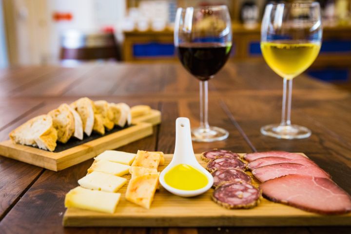 Private Lisbon Walking Tour with Traditional Snack image