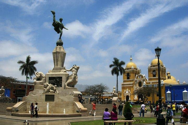 El Brujo - Archeological site & Museum image