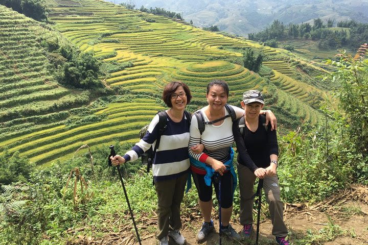 SAPA TREKKING TOUR BY BUS (two nights in hotel) image