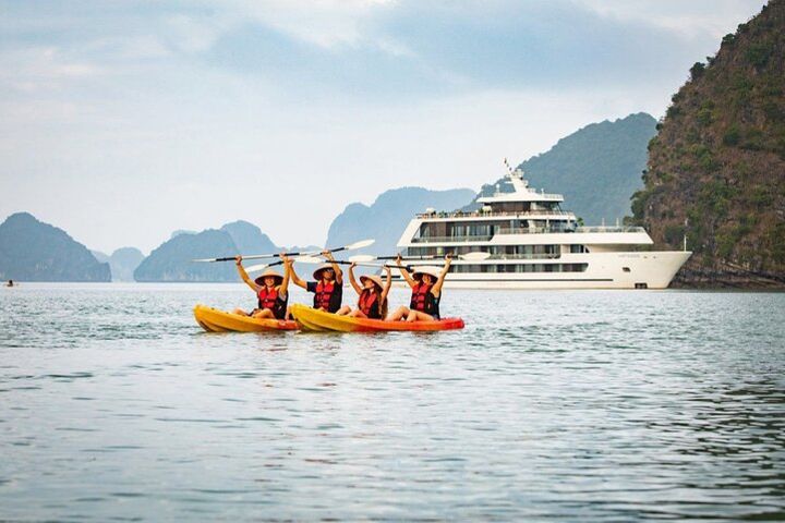  2D1N tour OVERNIGHT on hand-picked 5 star cruises-explore Halong and Lan Ha Bay image