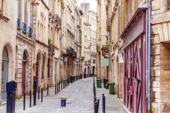 Architectural Splendors of Bordeaux Walking Tour (private) image