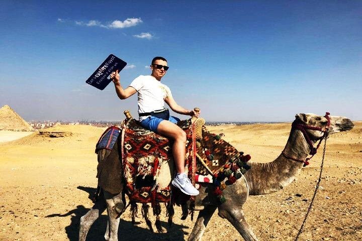 Cairo and Giza Pyramids Day Trip image