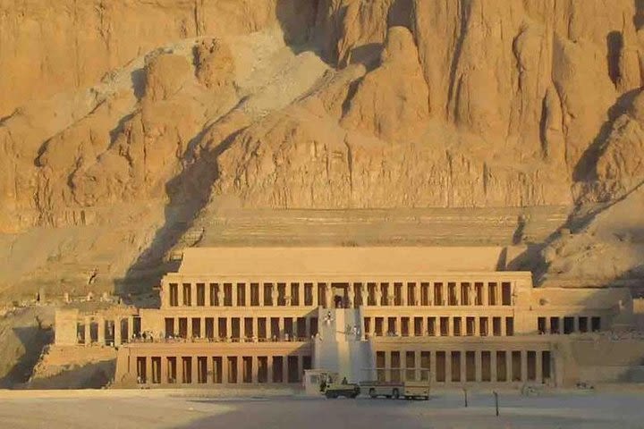 Valley of the Kings and Temple of Hatshepsut: Private Tour image