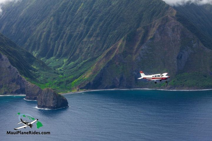 Maui Private Air Tour: 3 Islands image