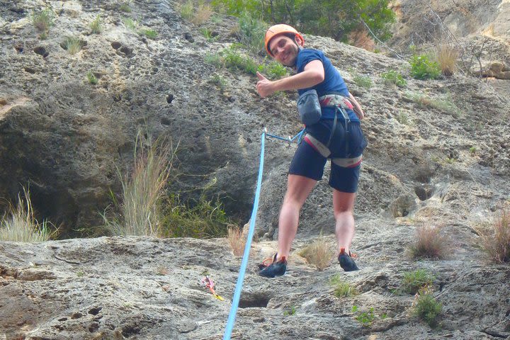 Climb In Montanejos For Beginners image