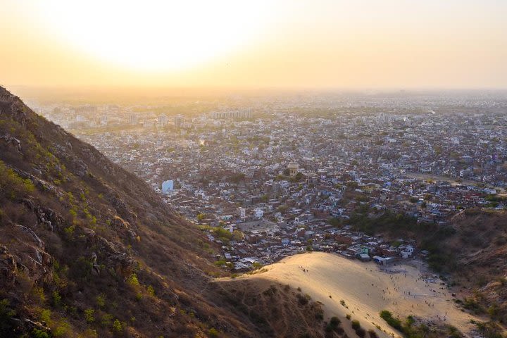 Nahargarh Hiking - A Guided Trekking Activity image