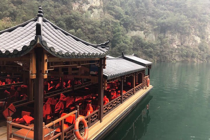 One-Day Zhangjiajie Private Tour: Grand Canyon Glass Bridge & Baofeng Lake image