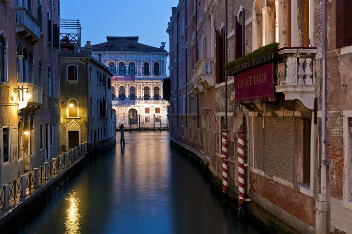 Venice Private Ghost Tour and Gondola Ride image