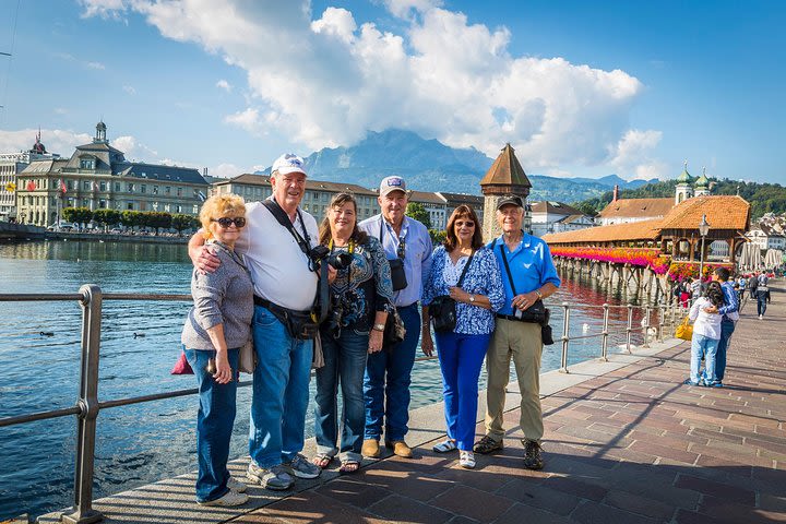 Lucerne Walking and Boat Tour: The Best Swiss Experience image