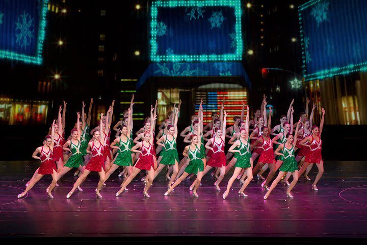 rockettes christmas spectacular tour