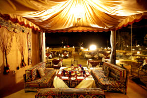 Tour Dubai: Luxury Desert Camp Safari, Dune Bashing, Quad Bike & Dinner 3