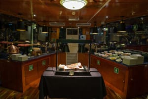 Abu Dhabi Dhow Dinner Cruise 4