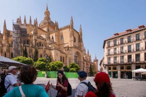 Madrid Guided Day Trip to Segovia, optional Alcázar 4
