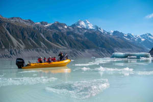 Queenstown to Mt Cook Scenic Day Tour 3