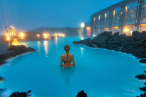 Blue Lagoon from Reykjavik: Guided Bus Transfer & Tour 4