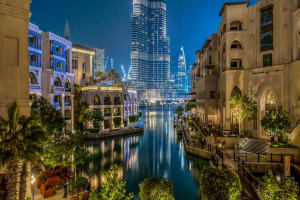 Burj Khalifa: At the Top Experience  4