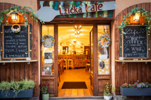 Mystical Prague by Night Food & Drinks Tour with Eating Europe 3