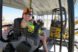 Kids' Dig Excavator Experience in Las Vegas 4