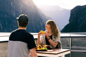 Milford Sound: Wilderness Cruise with Nature Guide 3
