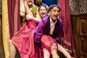 West End: The Play That Goes Wrong at Duchess Theatre 3