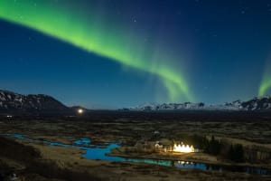 Northern Lights from Reykjavik: Guided Bus Tour 3
