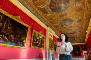 Kensington Palace Tour with Guard Change & Afternoon Tea 4