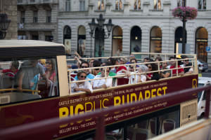 Explore Budapest: 3-Day Hop-On Hop-Off Bus Tour + Walking Tour 3
