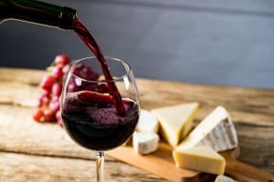 Wine & Cheese Pairing Experience in Bordeaux (shared) 3