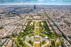 Eiffel Tower and Self-Guided Tours in Paris 4
