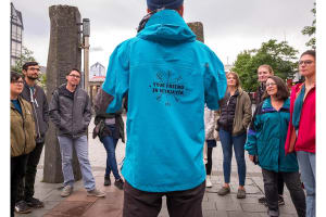 Reykjanes Town Walking Adventure with Coffee & Pastry 3