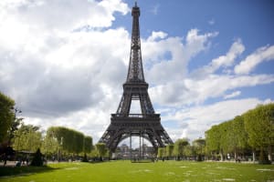 Eiffel Tower with Reserved Entrance and Access to the Summit 3