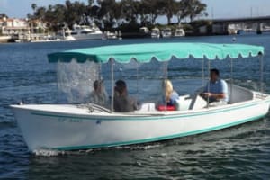 12 Passenger Electric Boat Rental 4