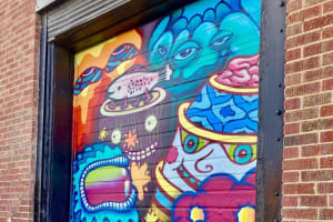 Denver Graffiti Tour + Chocolate Tasting & Beer Garden Visit 4