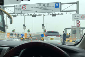 Hong Kong Private Transfer to Macau hotel over Bridge 3