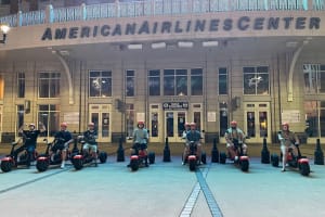 Dallas Night Sightseeing E-Scooter Tour 3