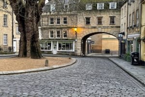 BATH: 2-Hour Bridgerton Filming Locations Walking Tour 4
